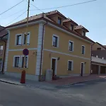 Penzión pre hostí Galeria